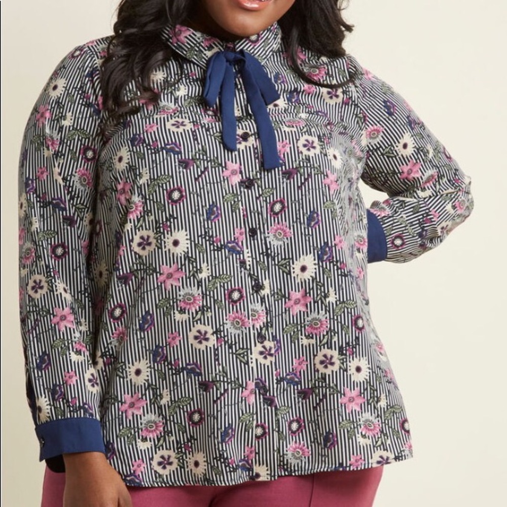 Striped floral button up shirt with neck tie